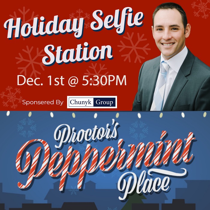 Holiday Selfie Station in Proctor : Sponsored By Paul Chunyk | Chunyk Group Real Estate