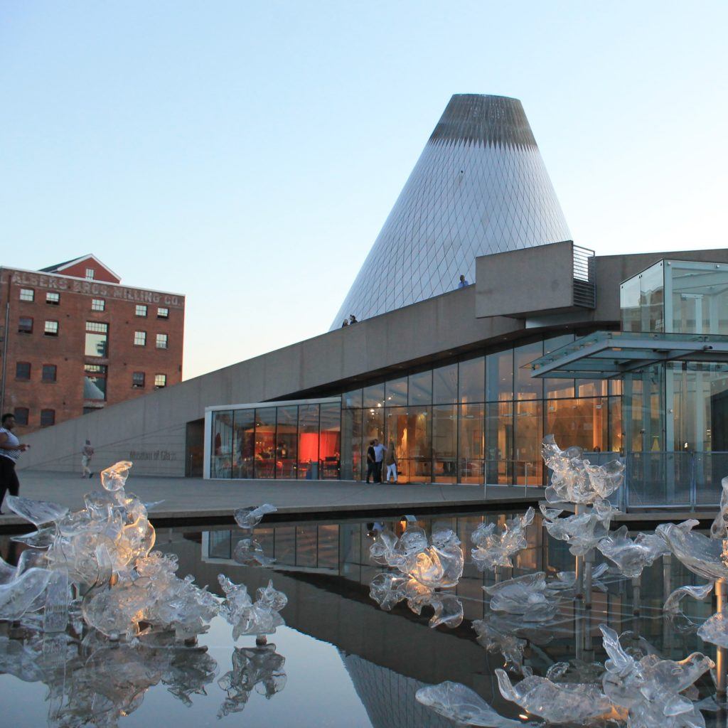 Tacoma Museum of Glass Holiday events